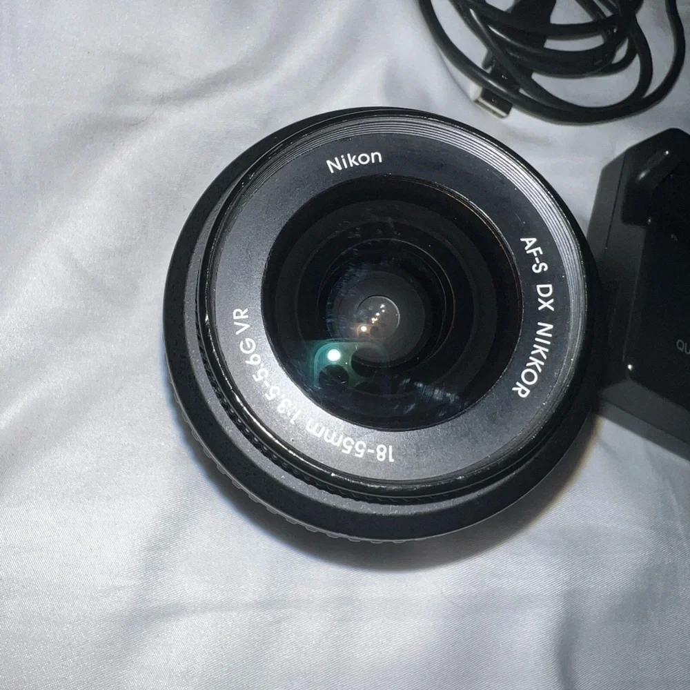 Nikon D40 Digital Camera